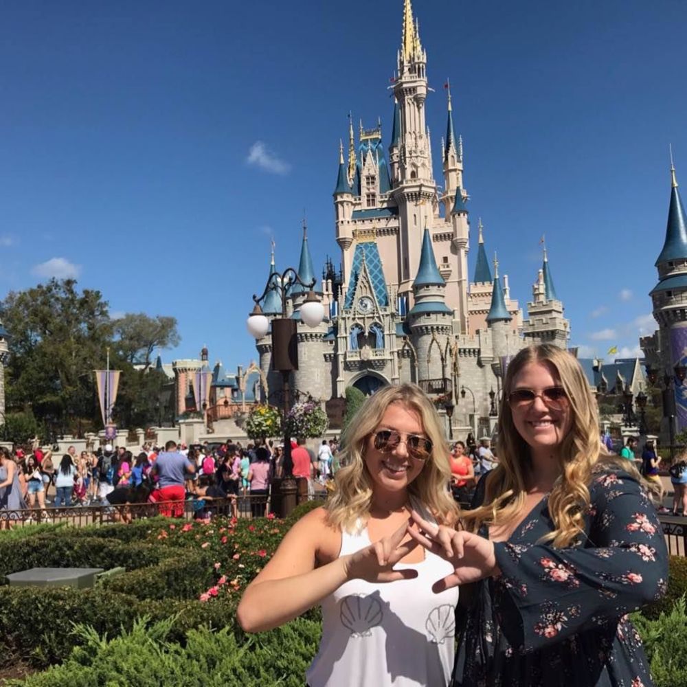 Meet your Posher, Brielle